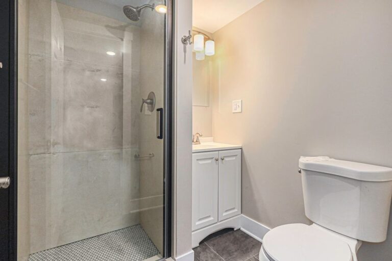 3 Bedroom | Fremont Flats_12